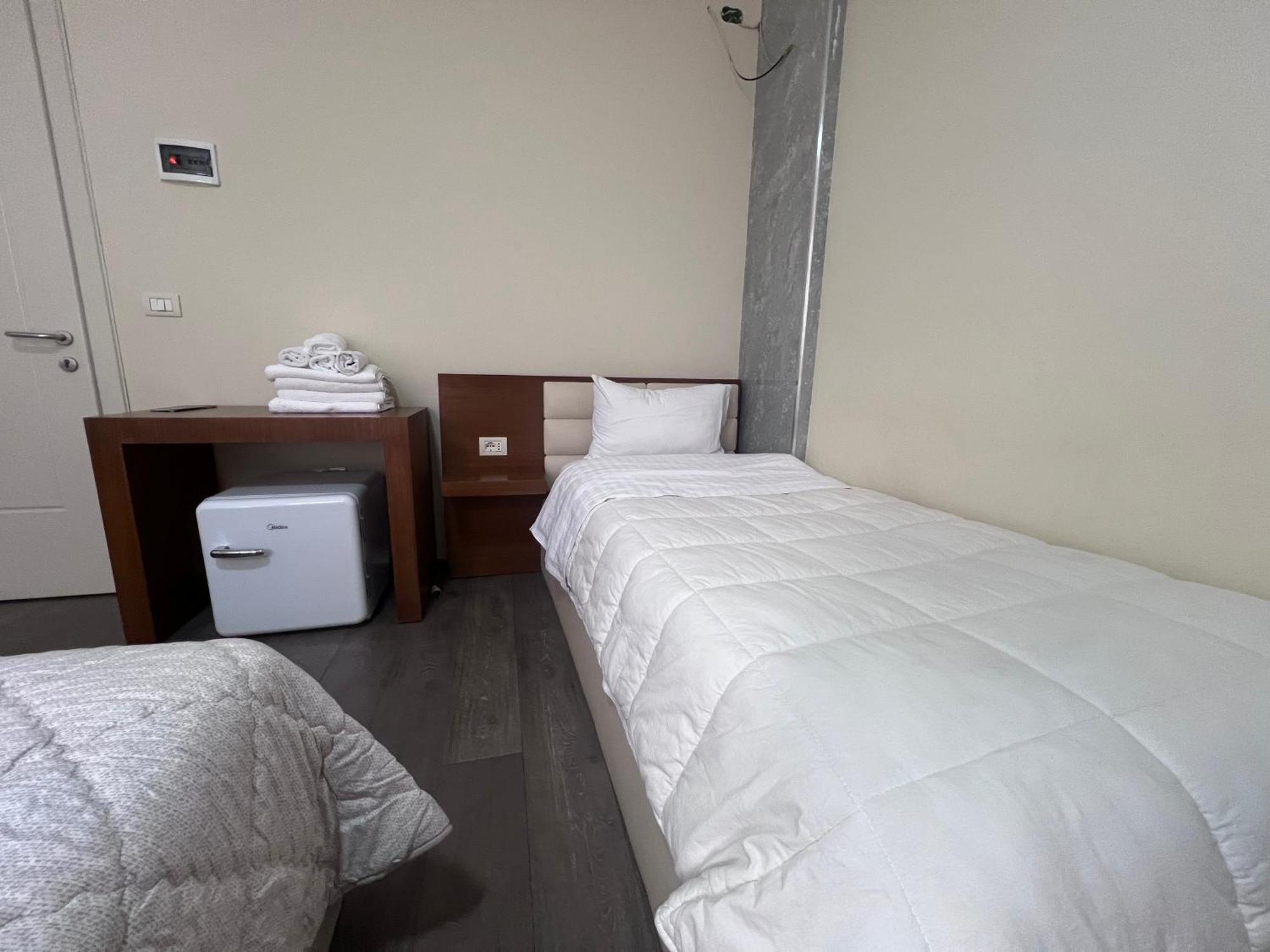 Bobi Hotel Shkodër Eksteriør billede
